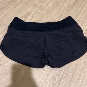 Lululemon speed up low rise lined short 2.5”